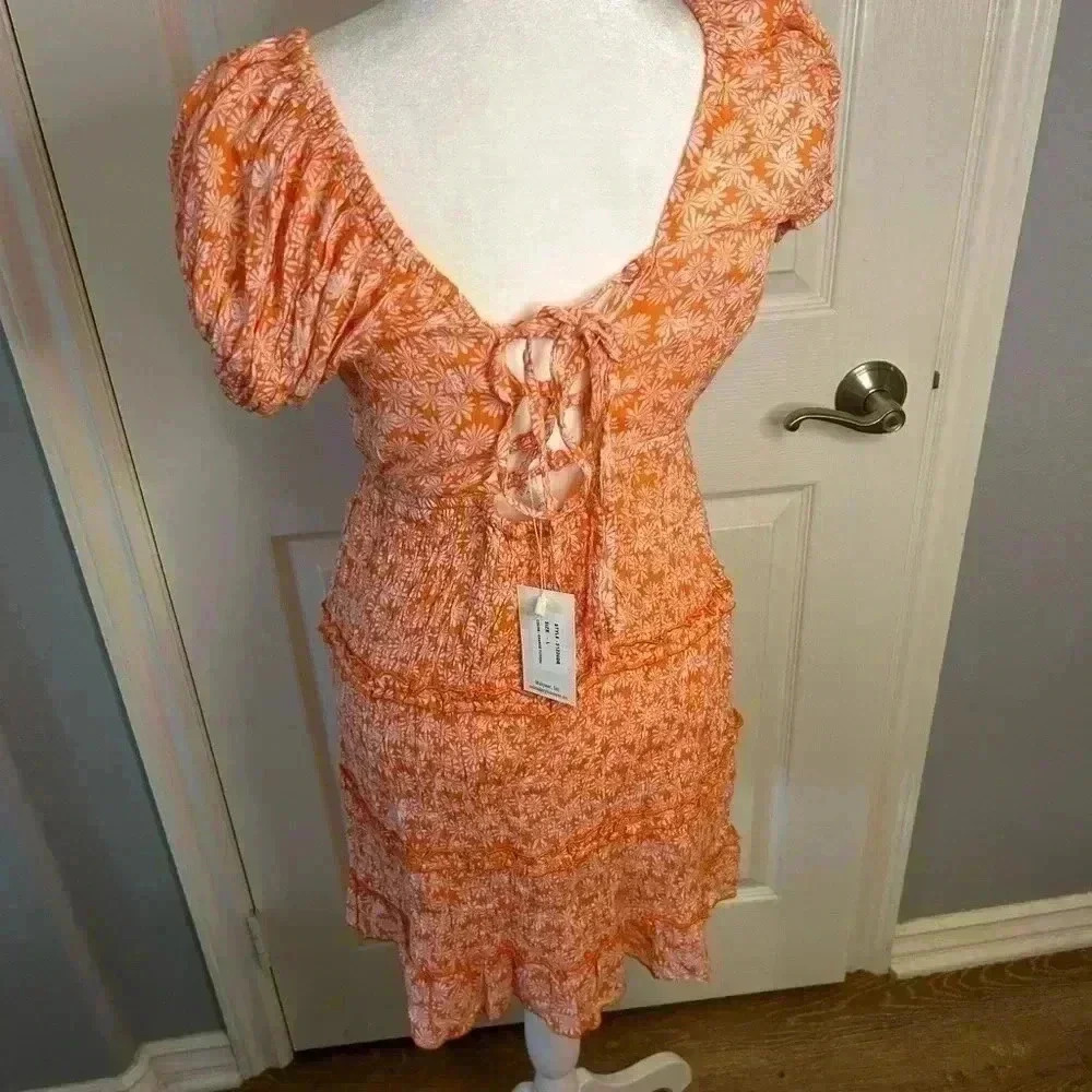 🧡”Sim & Sam” NWT Orange/White/Pink Daisy Print Dress w/ Laced Back Detail Sz S - Picture 4 of 9